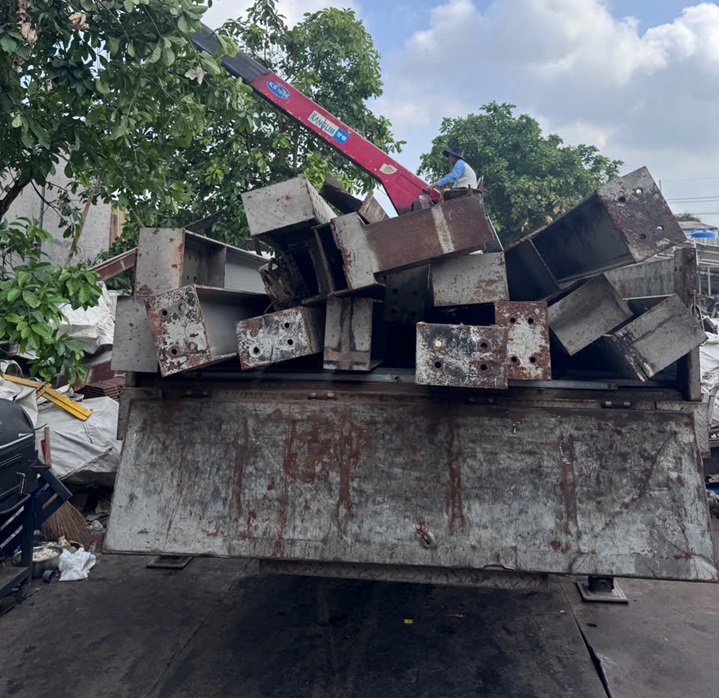 Thu Mua Phế Liệu Công Trình Tại Phường Gia Định